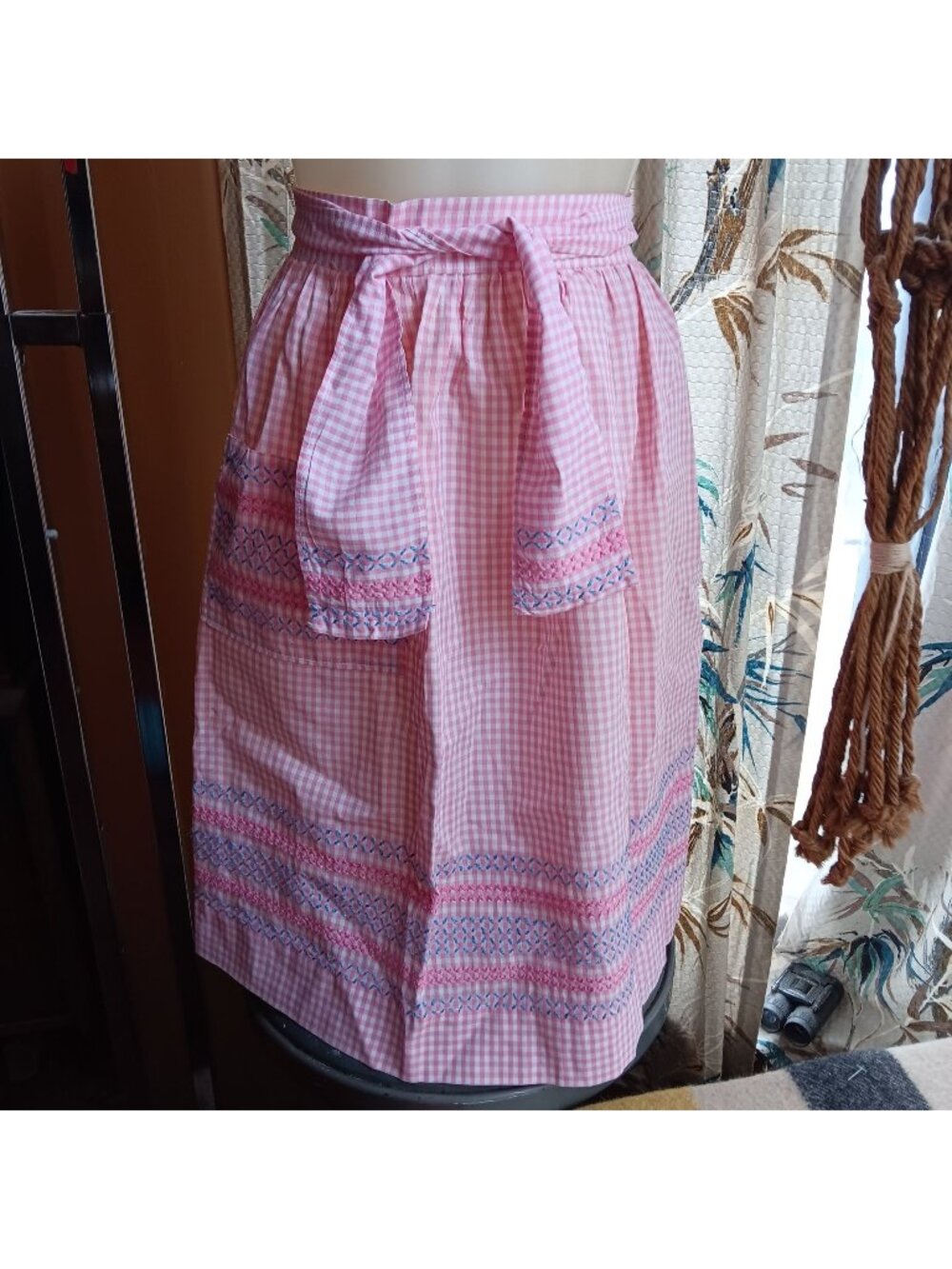 True Vintage 1950's Pink Gingham Kitchen Apron Crosstitch Embroidered Pockets